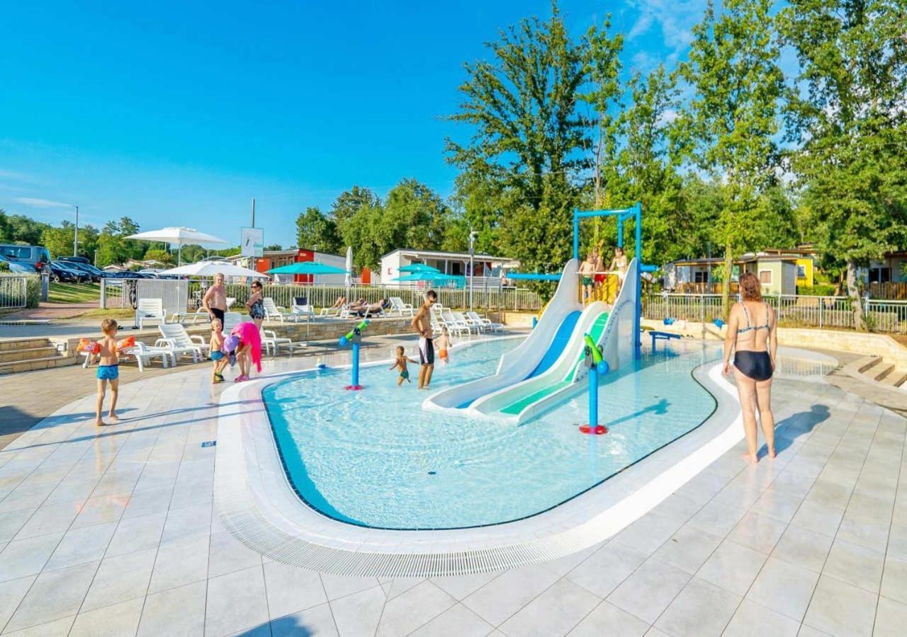 Camping Bijela Uvala - Eurocamp I Homair Poreč Exterior foto